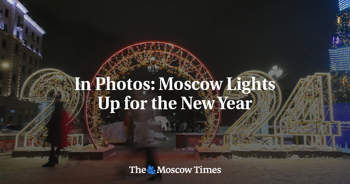 In Photos: Moscow Lights Up for the New Year