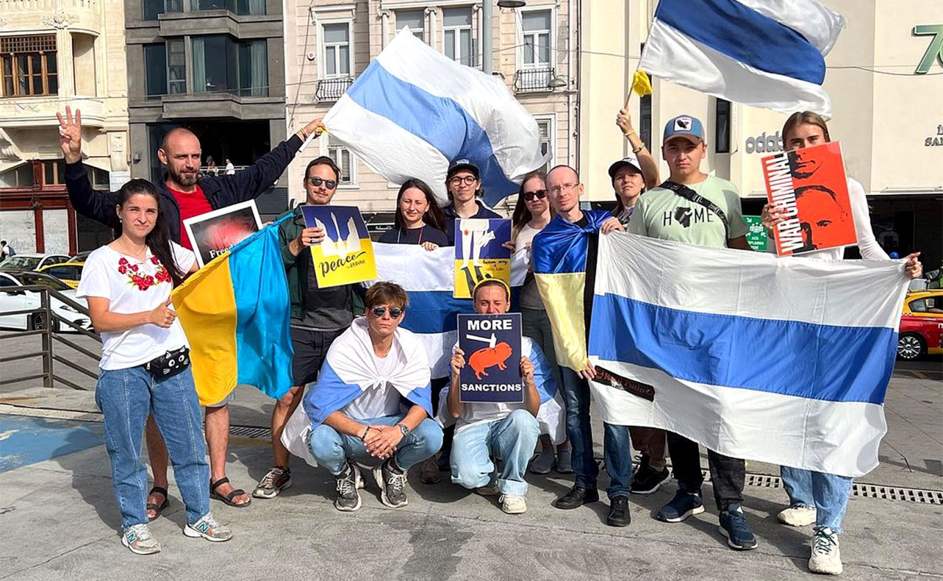  A rally against the war in Ukraine in Istanbul. «Russians against war» Istanbul / Instagram 