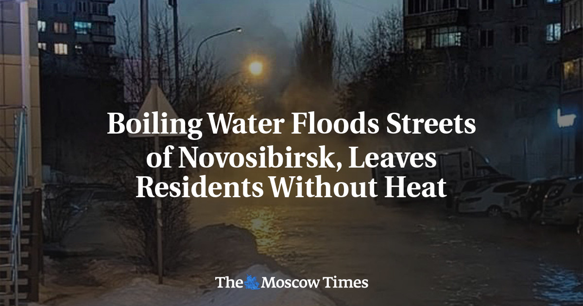 Boiling Water Floods Streets of Novosibirsk, Leaves Residents Without Heat