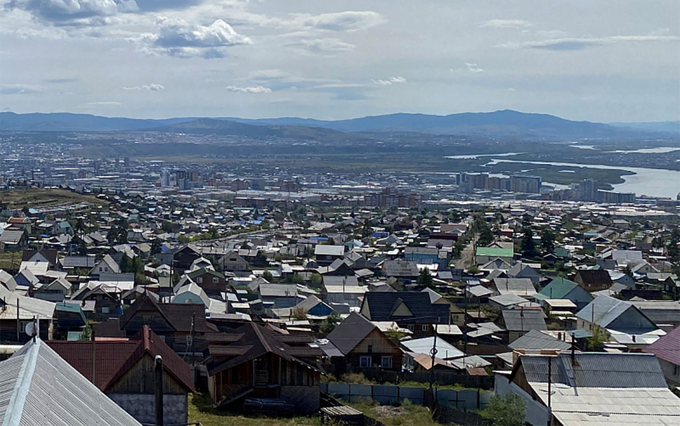  A view of the Steklozavod neighborhood in Ulan-Ude. egov-buryatia.ru 