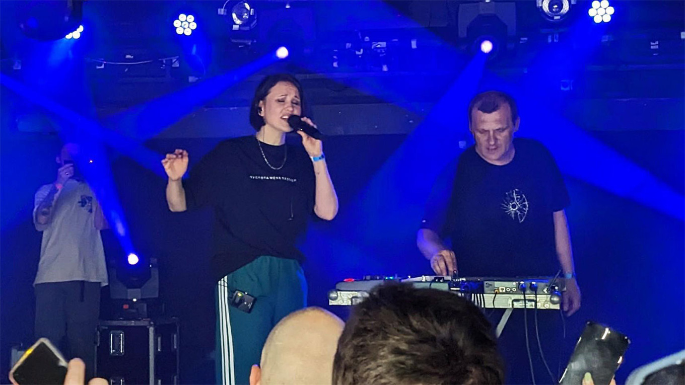 Exiled Electronic Duo AIGEL on Viral Fame, Singing in Tatar and Independent Art