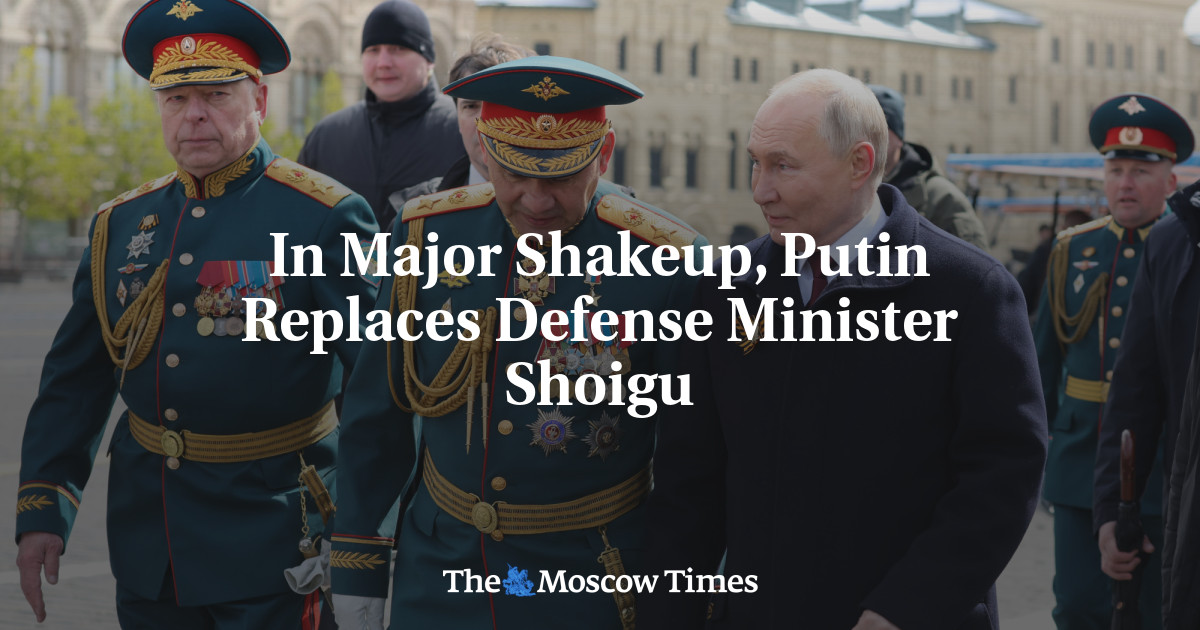 In Major Shakeup, Putin Replaces Defense Minister Shoigu