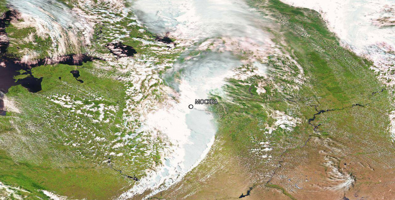  A view of Hurricane Edgar from space. t.me/rgmomain 