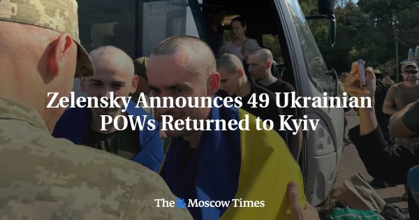 Zelensky Announces 49 Ukrainian POWs Returned to Kyiv